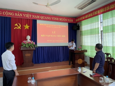 KẾT NẠP ĐẢNG VIÊN MỚI