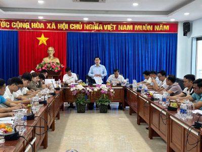 Chi nhánh Văn phòng Đăng ký đất đai huyện Phú Riềng tổ chức Hội nghị đánh giá, xếp loại chất lượng tập thể và cán bộ, công chức, viên chức, người lao động năm 2024