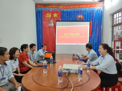Lễ trao Quyết định bổ nhiệm ông Phạm Bá Trí giữ chức vụ Giám đốc Chi nhánh Văn phòng Đăng ký đất đai thị xã Bình Long.