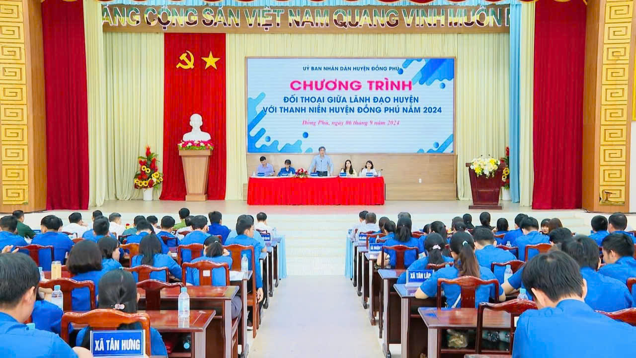 Đối thoại giữa Lãnh đạo huyện và thanh niên huyện Đồng Phú năm 2024